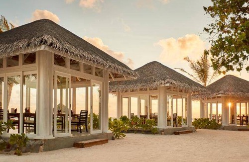Olhuveli Resort | 310 m² Resort ∙ 127 guests
