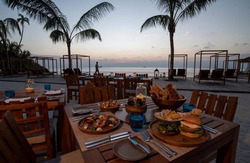 Dhigurah Resort | 336 m² Resort ∙ 2 bedrooms ∙ 127 guests
