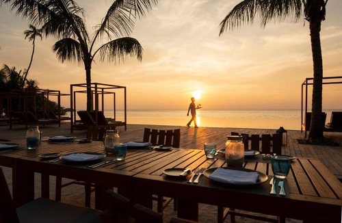 Dhigurah Resort | 336 m² Resort ∙ 2 bedrooms ∙ 127 guests