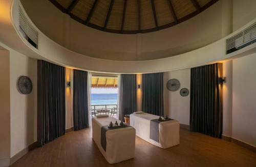 Dhigurah Resort | 336 m² Resort ∙ 2 bedrooms ∙ 127 guests