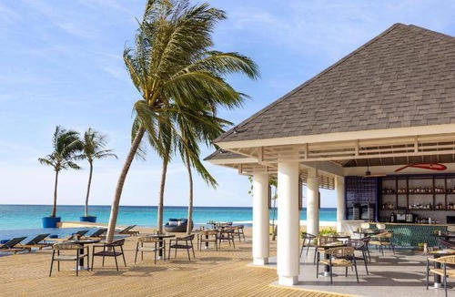 Baa Atoll Resort | 368 m² Resort ∙ 4 bedrooms ∙ 127 guests