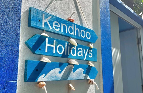 Kendhoo House | 5 bedroom hotel on Kendhoo Island, with AC, Wi-Fi, and peaceful surroundings.