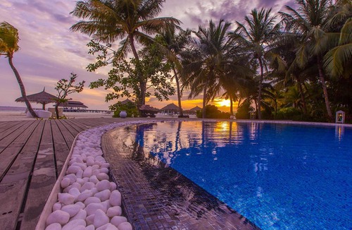 Kihaadhuffaru Island Resort | 765 m² Resort ∙ 3 bedrooms ∙ 127 guests