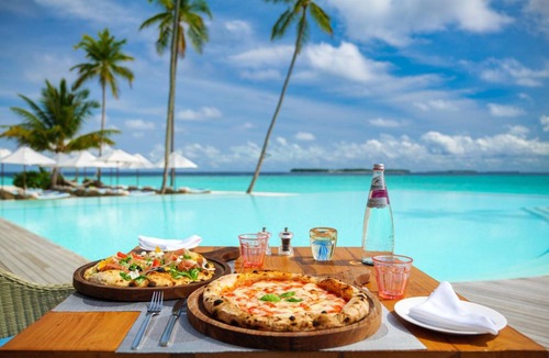 Maagau Island Resort | 770 m² Resort ∙ 2 bedrooms ∙ 127 guests