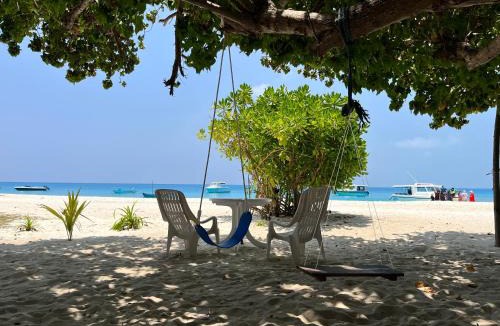 Fulidhoo House | Aagali Beach