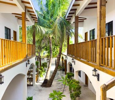 Fulhadhoo House | Ahiva Village