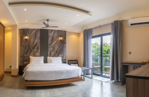 Fuvahmulah Hotel | AIG Grand