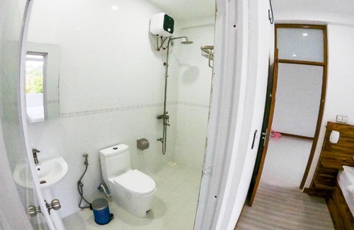 Thulusdhoo Island House | Akiri Surf Residence