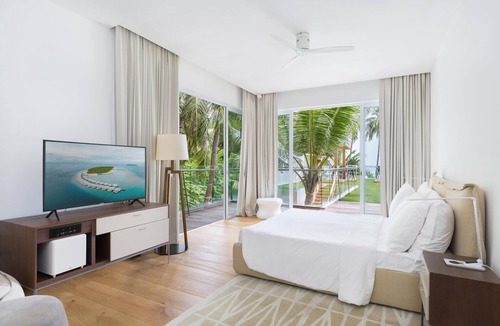 Finolhas Island Resort | Amilla Maldives