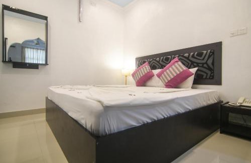 Fulhadhoo House | Azoush Tourist Guesthouse