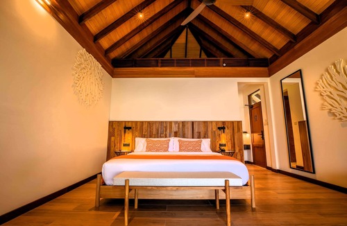 Dhidhoofinolhu Island Hotel | Barceló Whale Lagoon Maldives