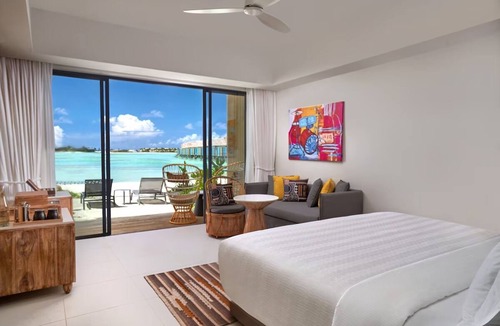 Farukolhufushi Island Hotel | Beach Access Studio with Terrace & Island Vibes