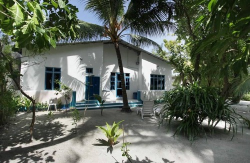 Male Villa | Beachfront Surf Villa