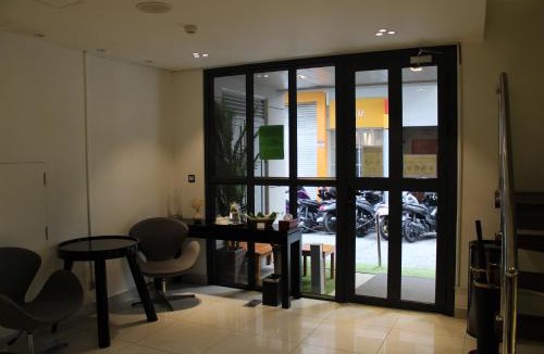 Male Hotel | Beehive Premier
