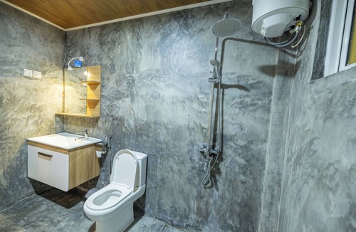 Thulusdhoo Island House | Bibee Surf
