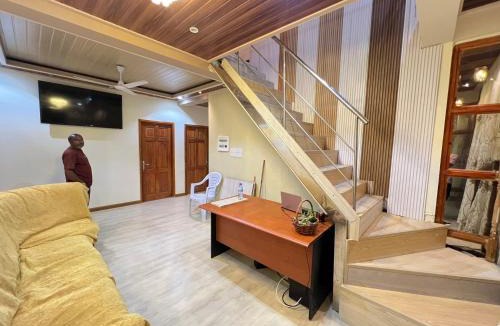 Maamigili House | Blue Village