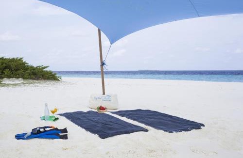 Hangnaameedhoo Hotel | By the shade Maldives