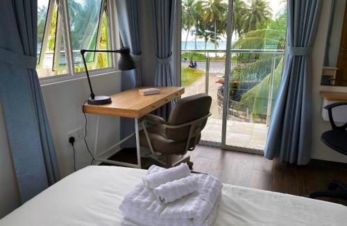 Gan House | Calm Beach Inn
