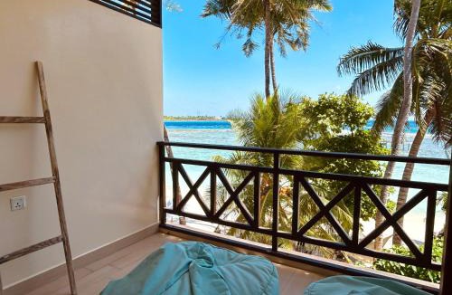 Thulusdhoo Island House | Canopus Retreat Thulusdhoo