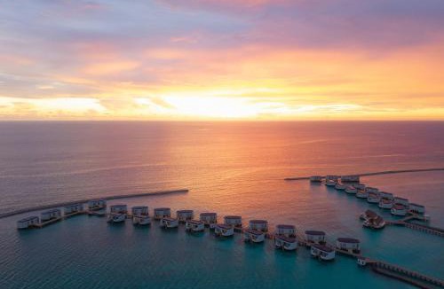 Farukolhufushi Island Resort | Centara Grand Lagoon Maldives