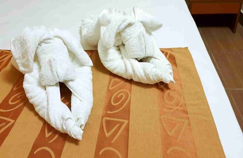 Kelaa House | Chic Island Villa Suite With Stunning Beach Nearby
