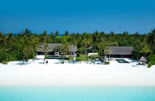 Reethi Rah Apartment | Convenient Stay, Superb Location! Balcony w/Beach View, Outdoor Swimming Pool