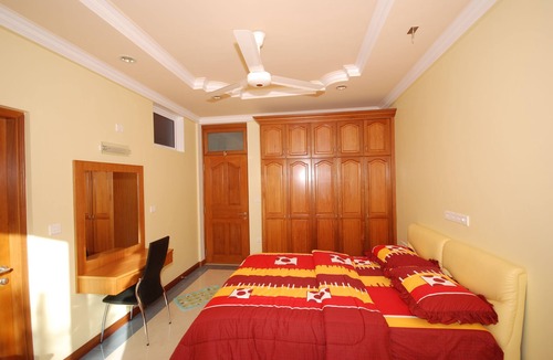 Hithadhoo Hotel | Crystal Retreat
