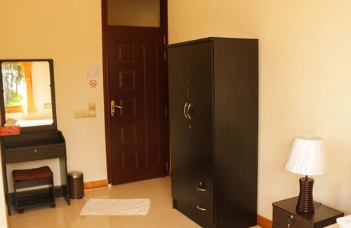 Mathiveri House | Deluxe Double Room with Balcony
