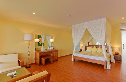 Hirundhoo Resort | Dreamland Maldives Resort