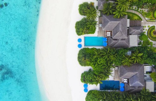 Mudhdhoo Hotel | Dusit Thani Maldives