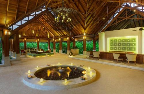 Mudhdhoo Resort | Dusit Thani Maldives - 50 percent discount on transfers for stays until 20 Dec 2025