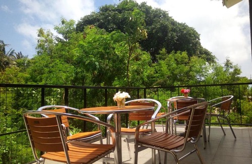 Thulusdhoo Island House | Eden Blue