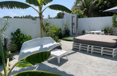 Muli Hotel | EQ SURF RETREAT