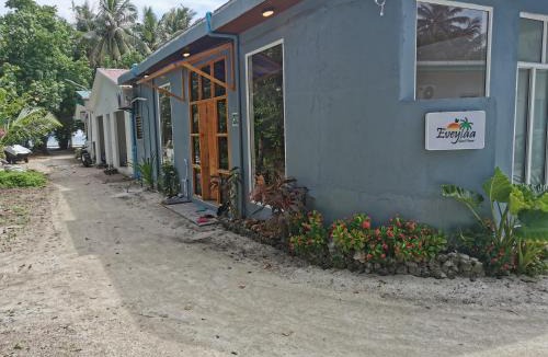 Fulidhoo House | Eveylaa Guesthouse