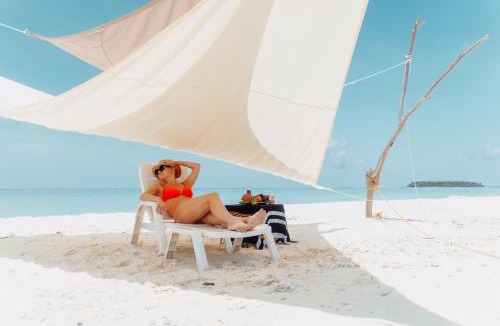 Kendhoo House | Fasdheythere Inn Maldives