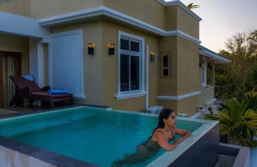 Fuvahmulah House | Fuvahmulah Central Hotel - Suite With pool view