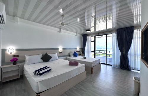 Fulidhoo House | Galaxy Sunrise Sea View