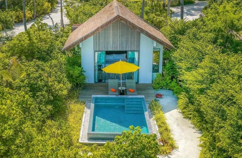 Farukolhufushi Island Hotel | Gold Beach Pool Villa, Private Pool, Direct Beach Access, Hard Rock