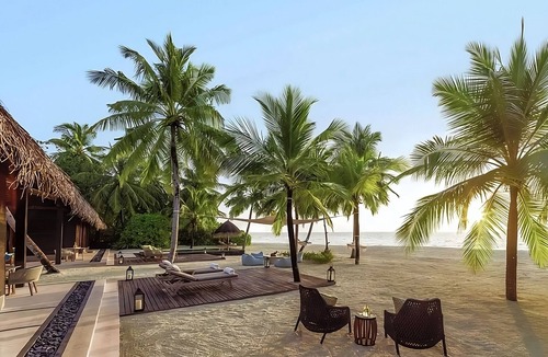 Reethi Rah House | Great Relaxing Overnight Stay! Beach View w/Private Pool and Indoor Spa Tub!