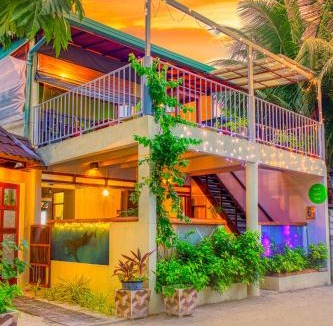 Omadhoo House | Green Leaf Guest House - Omadhoo