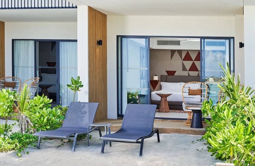 Farukolhufushi Island Hotel | Hard Rock Maldives – Beachfront Silver Studio with Private Terrace