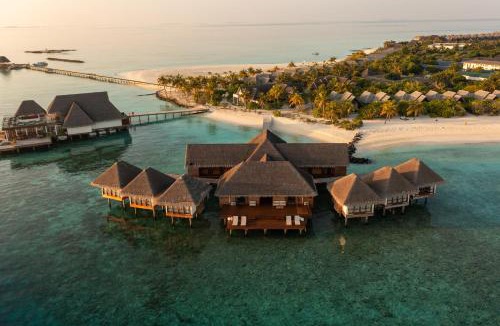 Aarah Resort | Heritance Aarah - Premium All Inclusive - 40 Minutes away from Male by Seaplane