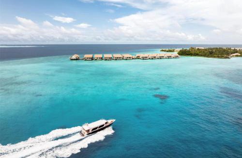 Kuda Vattaru Resort | Hilton Maldives Amingiri Resort & Spa