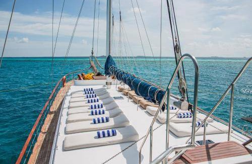 Dhigurah Hotel | Hotel ∙ 2 guests