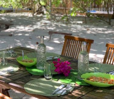 Thulusdhoo Island House | Kahanbu Ocean View