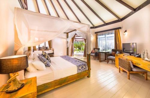Kihaadhuffaru Island Resort | Kihaa Maldives
