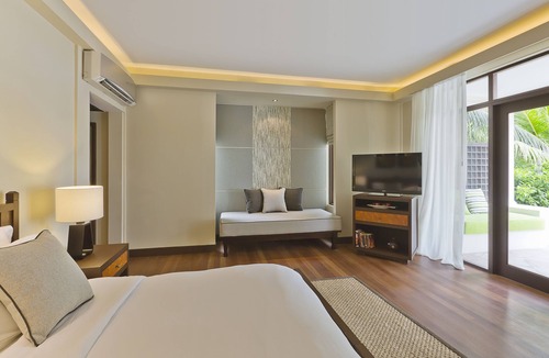 Vihamanafushi Resort | Kurumba Maldives