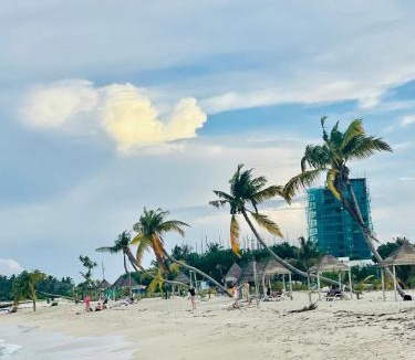 Guraidhoo Hotel | La Isla Tropica