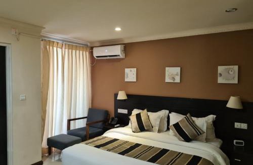 Hithadhoo Hotel | Lagoon Lodge