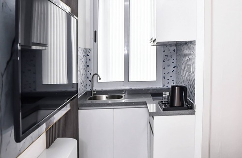 Male House | LemonRock Comfort